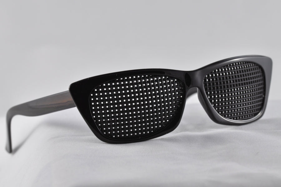 Anteojos Piramidales Negros